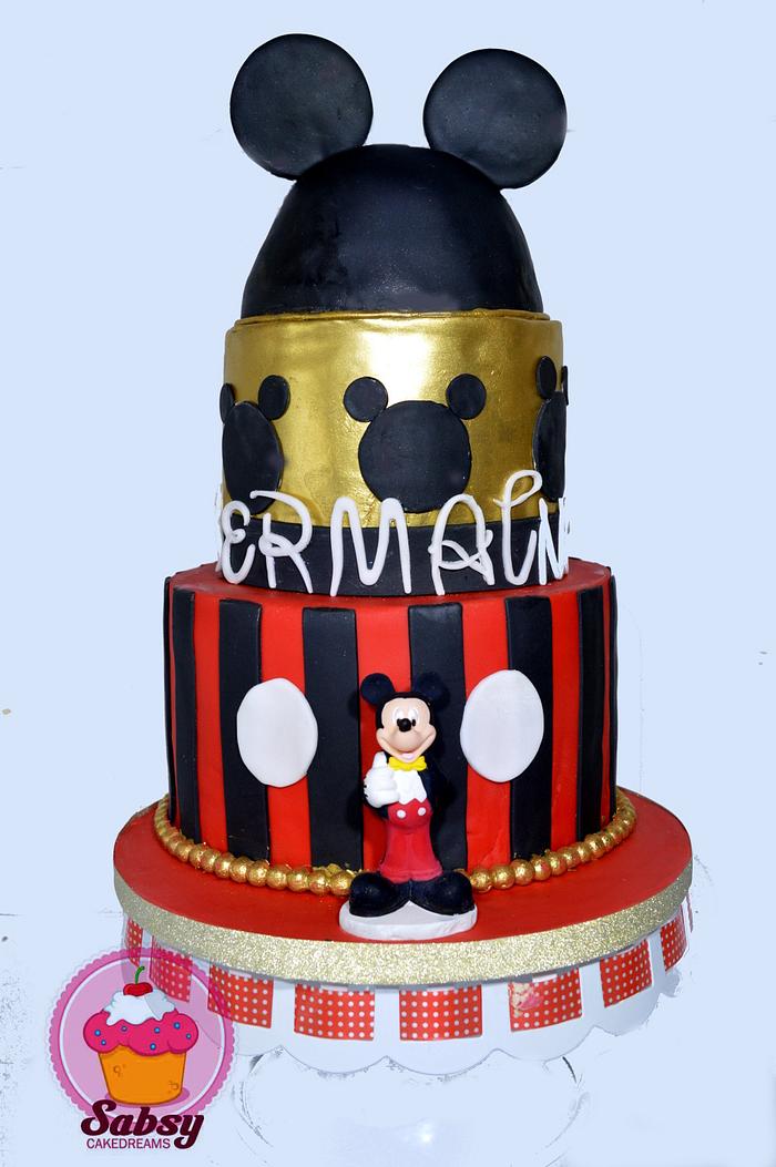 classical mickey mouse cake