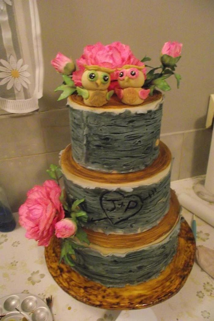 Owl and peony wedding cake
