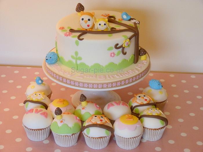 Owl cake & matching cupcakes