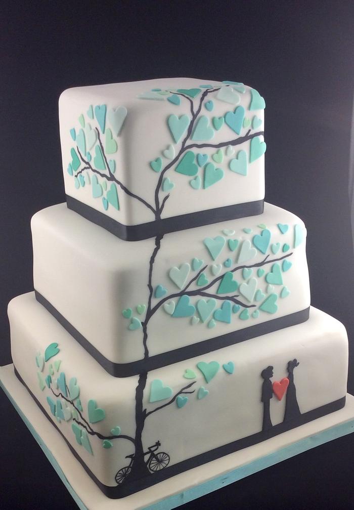 Wedding cake with turquoise hearts