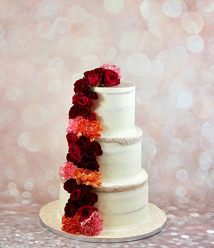Rustic floral cake 