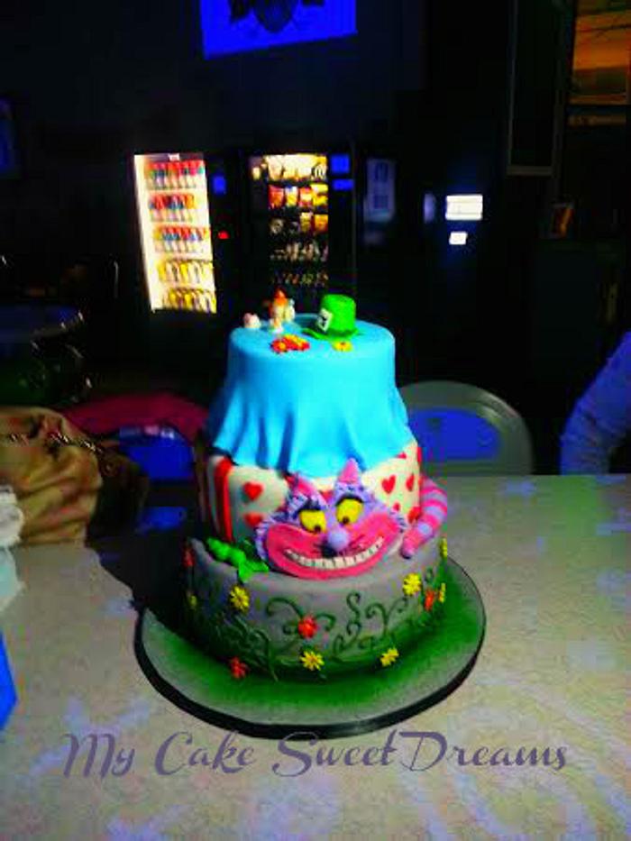Alice in Wonderland Birthday Cake 