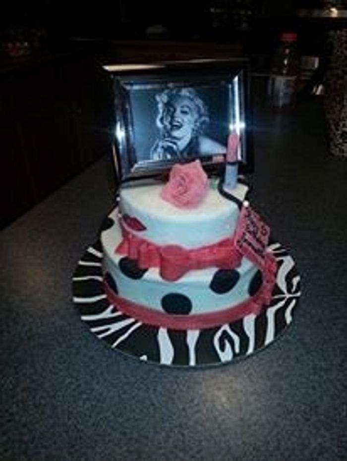Marylyn Monroe  cake