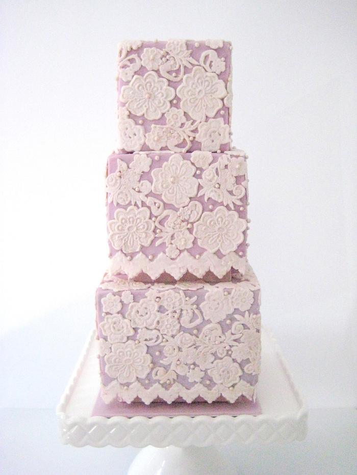 Square lace cake 