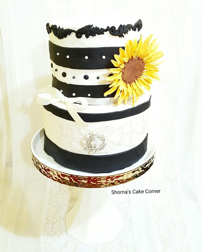 Black and white cake 