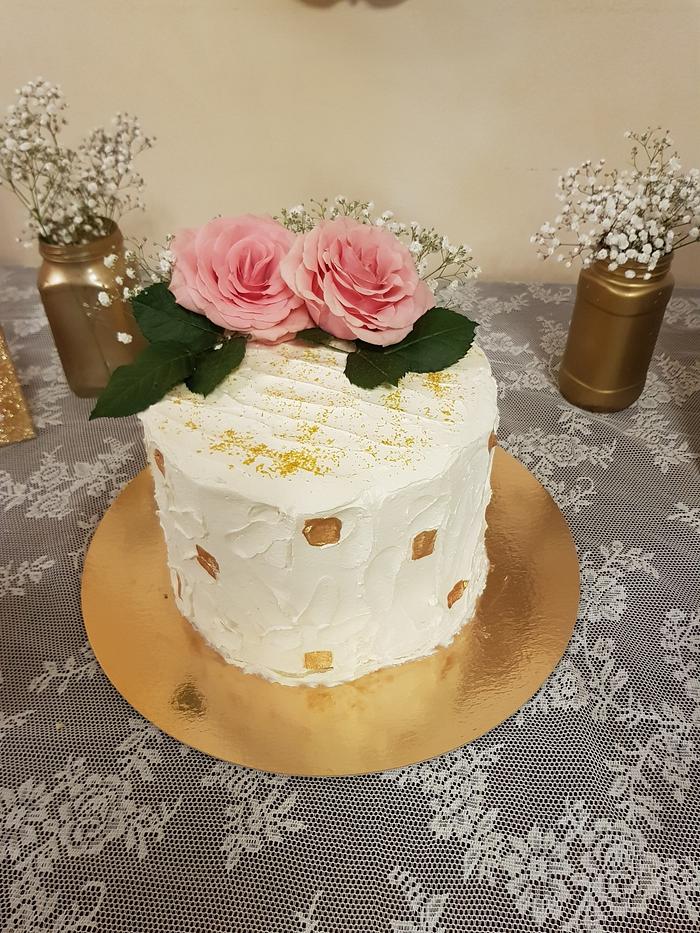 Fresh Flowers elegant cake