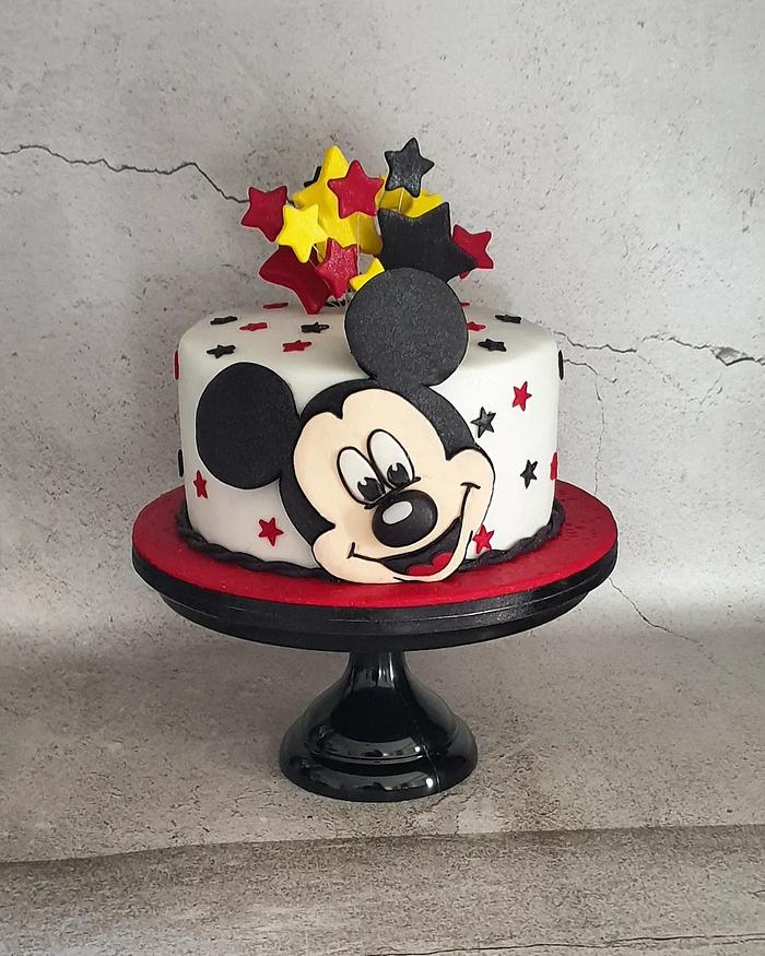 Mickey Mouse cake