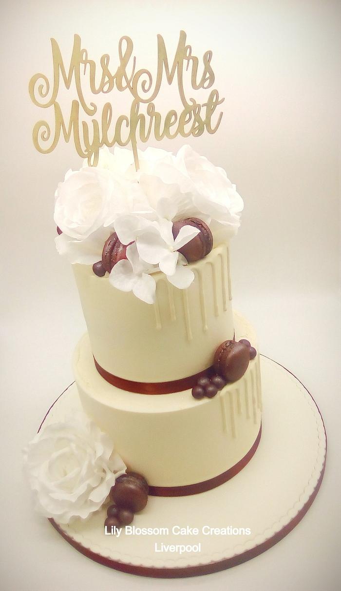 White Rose & Plum Wedding Cake