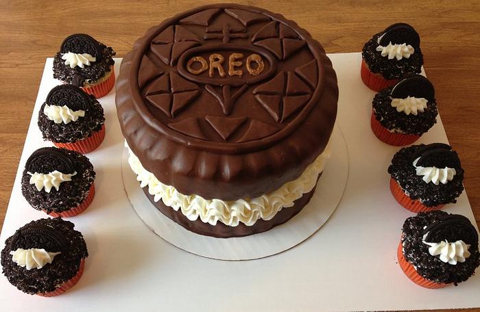 Oreo birthday cake