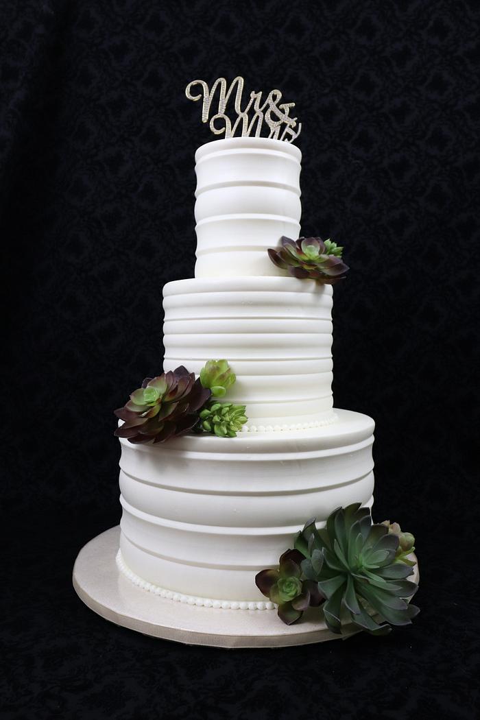 Elegant succulent wedding cake 