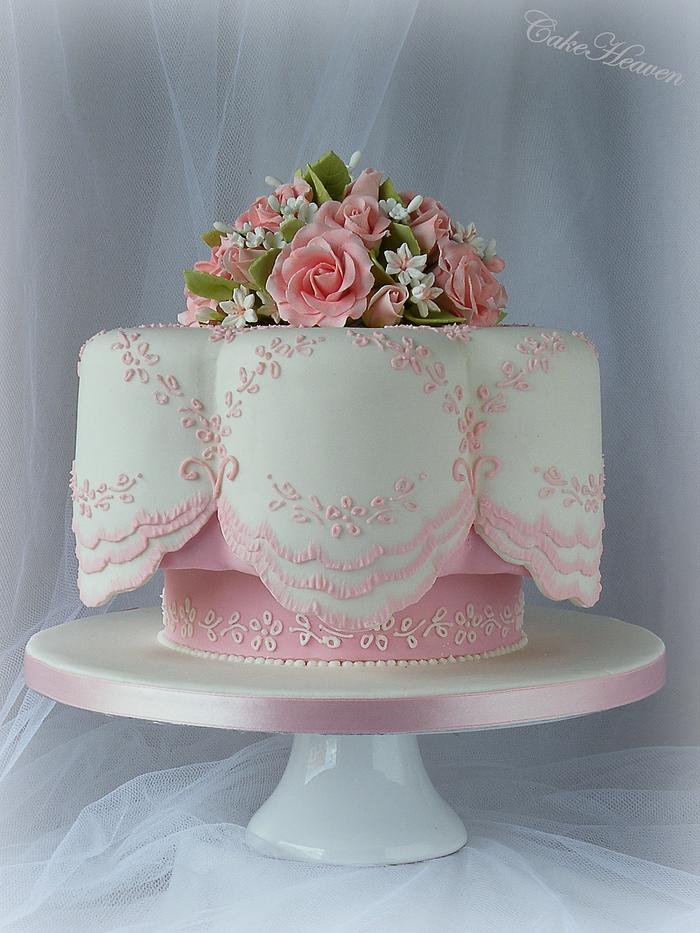 White and Pink cake with Pink Roses