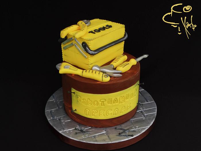 Tool box cake