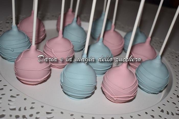  pink and light blue cakepops