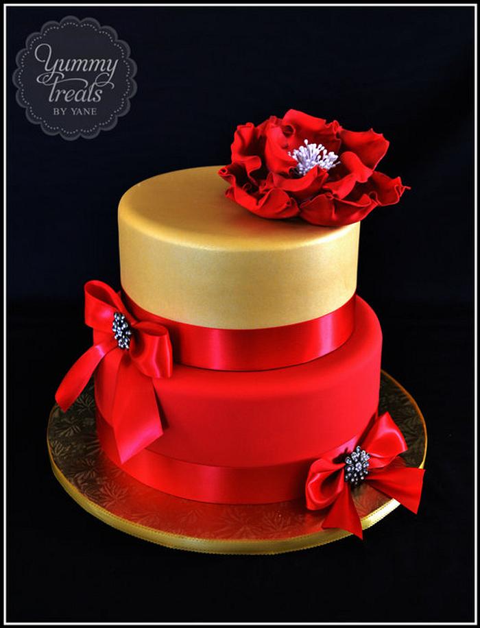 Elegant Red and Gold Cake! - Decorated Cake by - CakesDecor