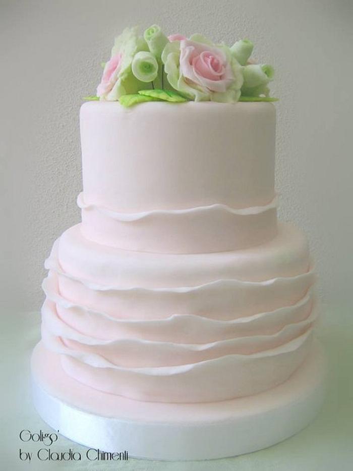 Romantic rose cake