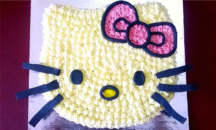 2D Hello Kitty Cake