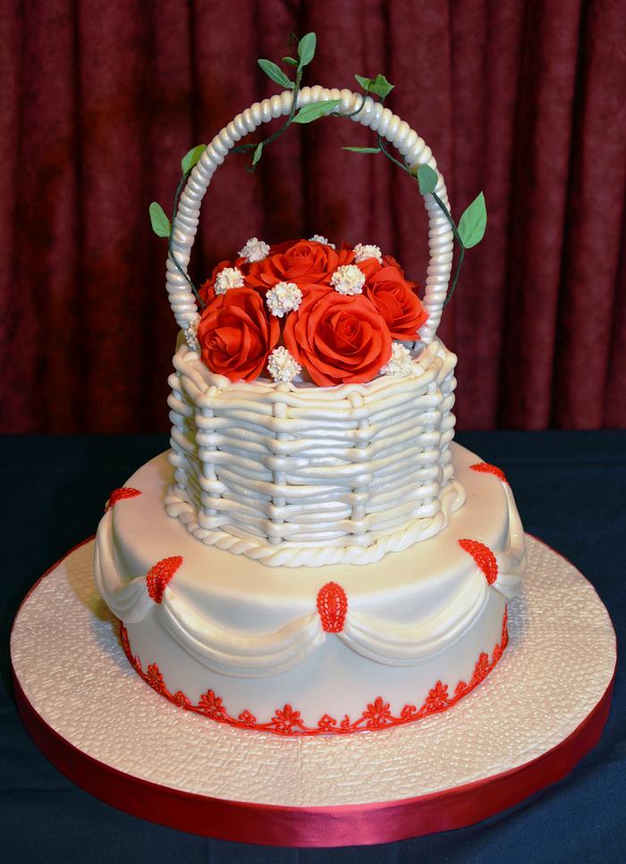 Honney cake with red sugar roses