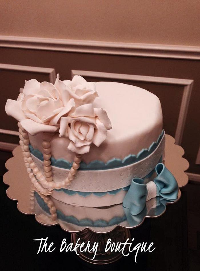 Vintage bridal shower cake 