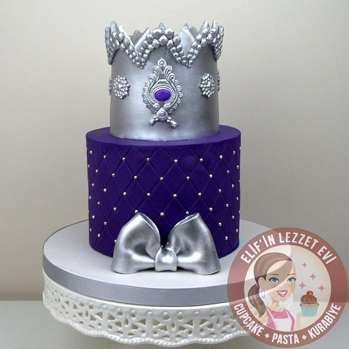 Crown Cake