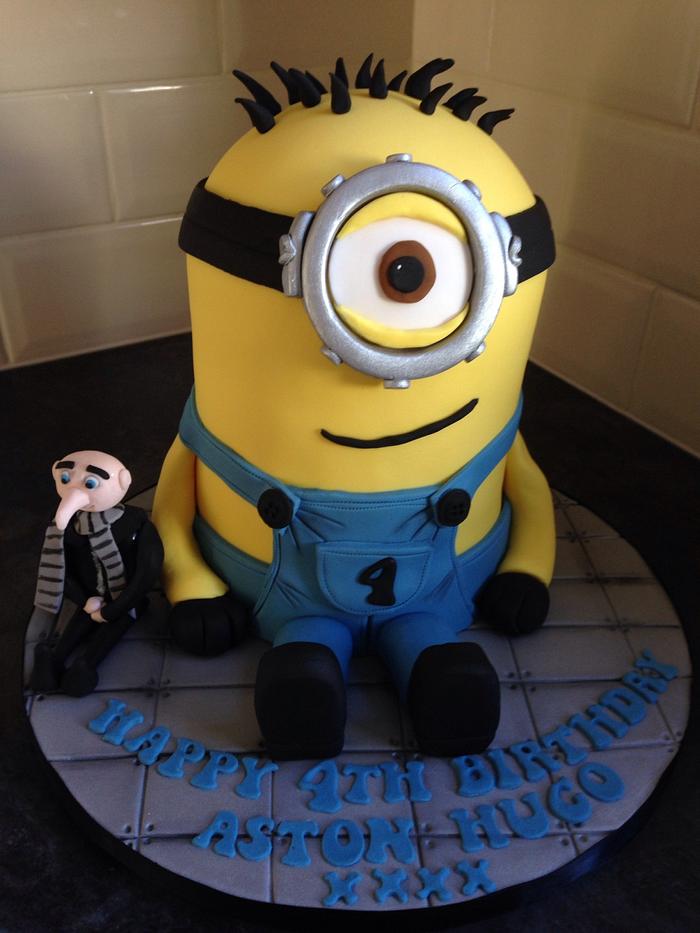 Minion cake and gru 