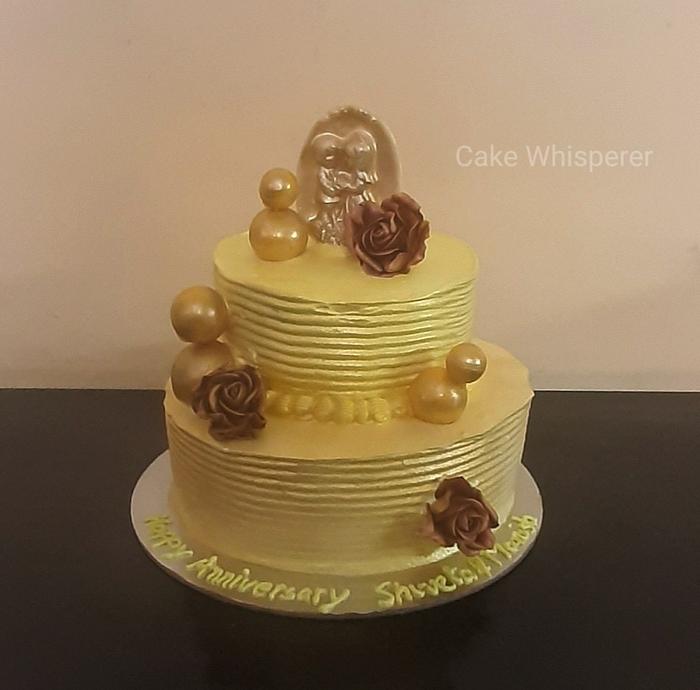 Golden Anniversary Cake 