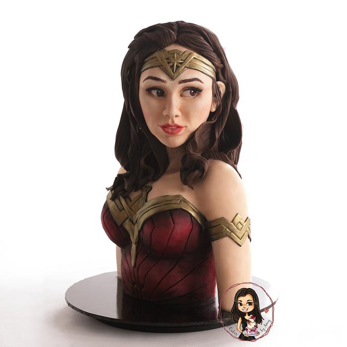 Wonder woman bust cake
