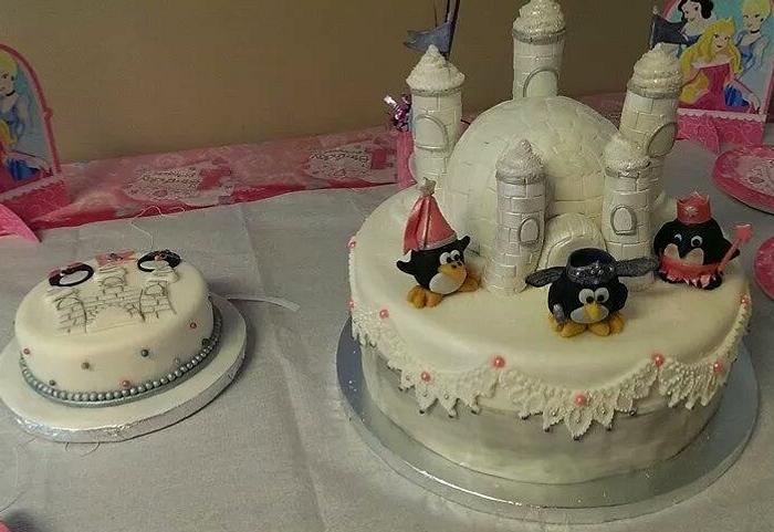 Penguin Princesses 1st Birthday/Smash Cakes