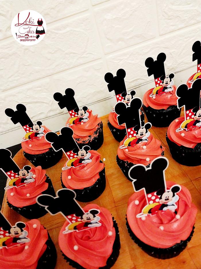 "Micky Mouse cupcakes"