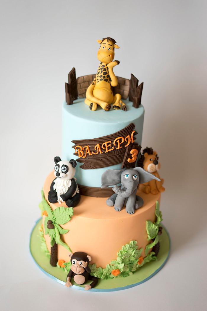 Zoo , Jungle , safari Animal theme Birthday cake, Food & Drinks, Homemade  Bakes on Carousell