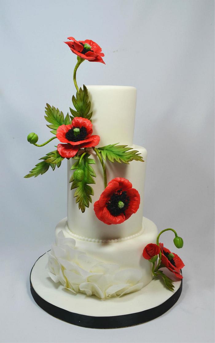 Wedding cake with poppy flowers