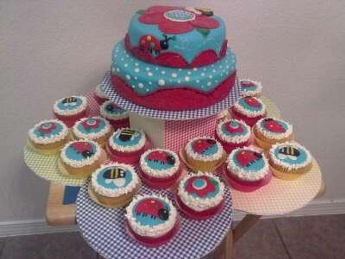 lady bug and bubble bee cake