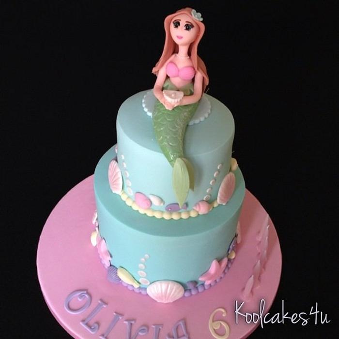 Pretty mermaid cake 