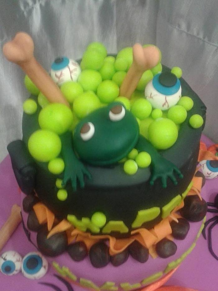Halloween cauldron cake