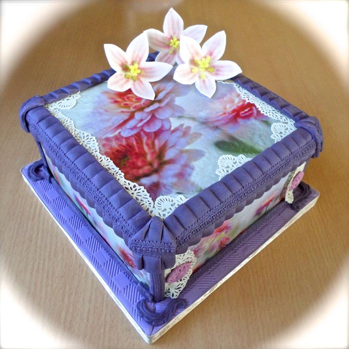 Cake box