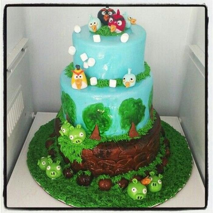 Angry Bird Cake