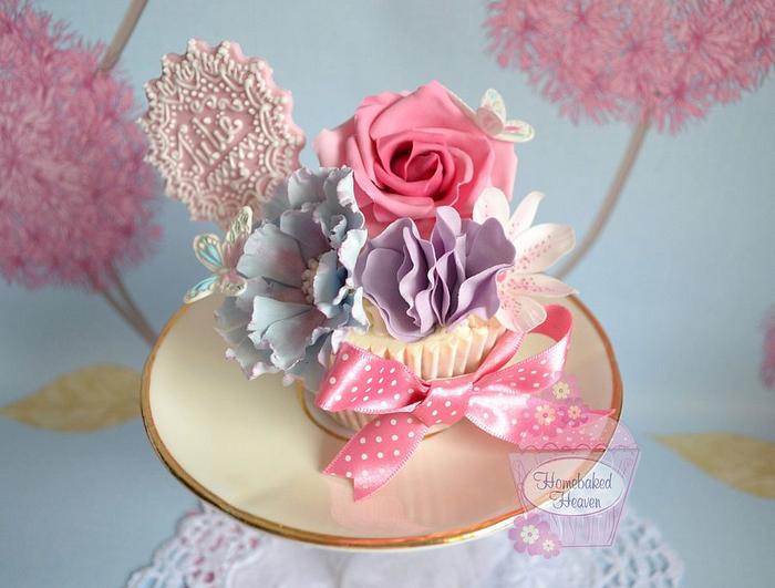Flowery cupcake
