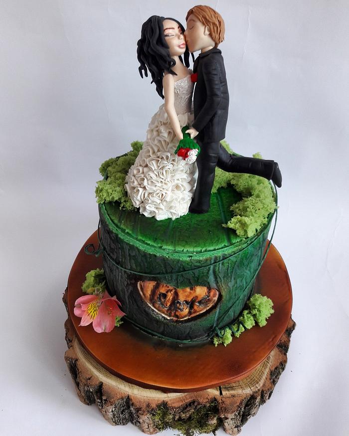 Wood wedding cake 