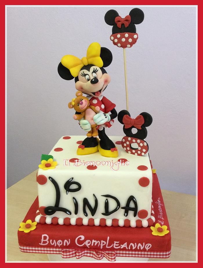 Minnie's cake