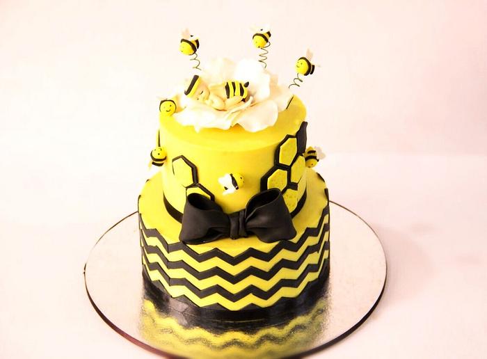 Ba-Bee shower cake !