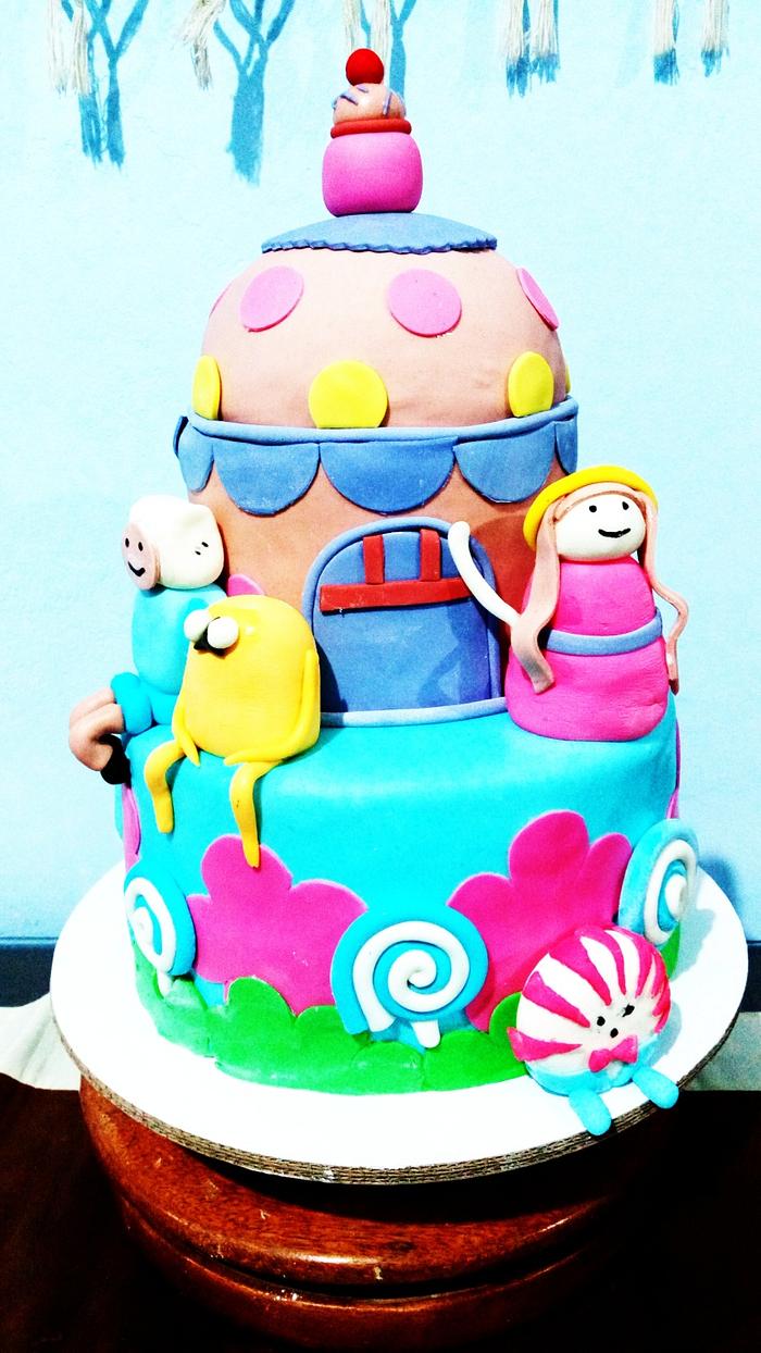 ADVENTURE TIME CAKE AND CUPCAKES 