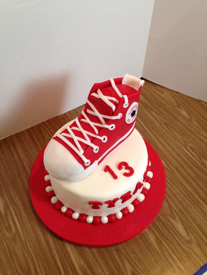 Converse sneaker cake