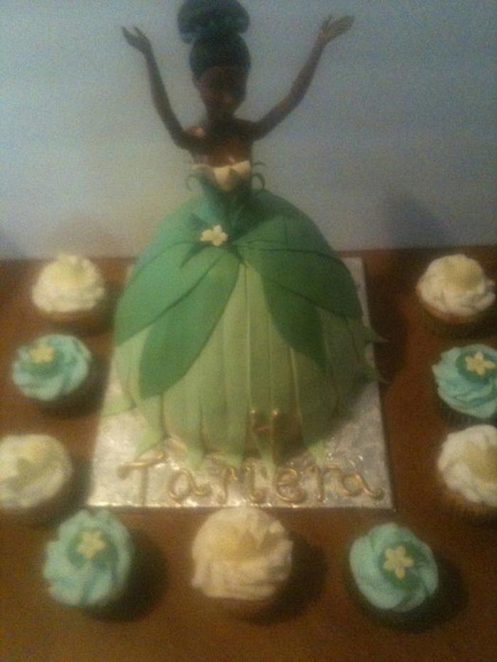 princess tiana doll cake
