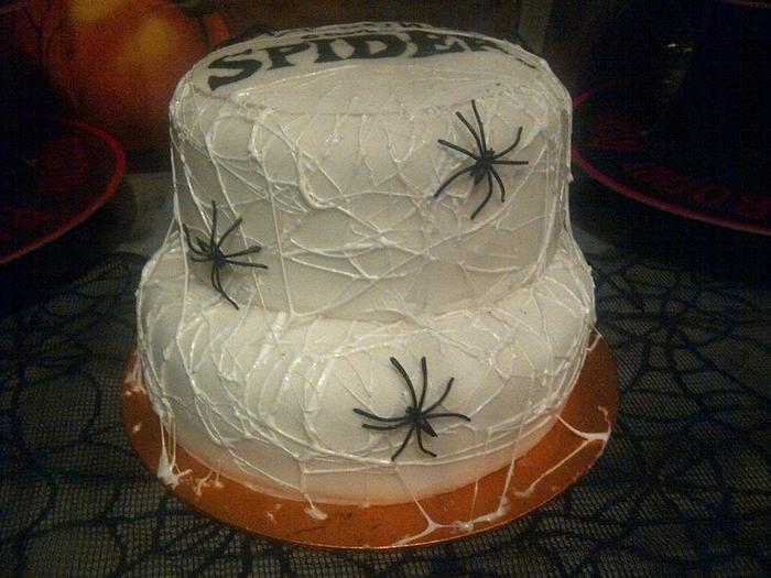 Along came a spider halloween cake