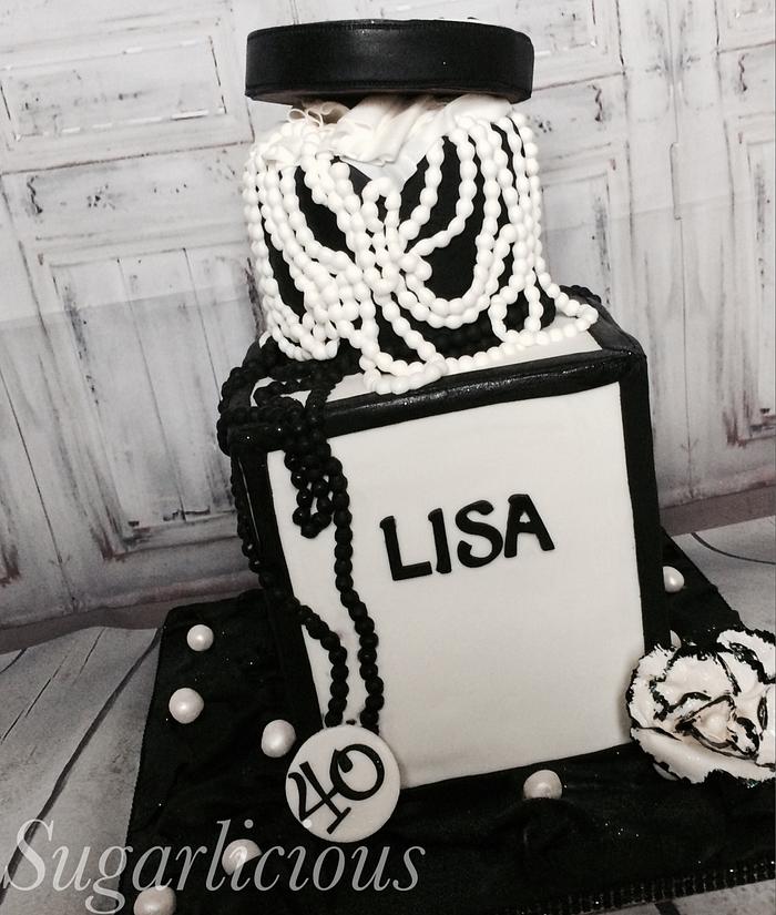 Black and white Chanel inspired cake