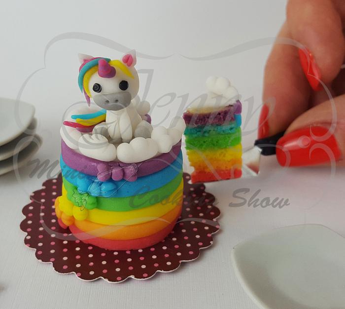Unicorn-rainbow cake