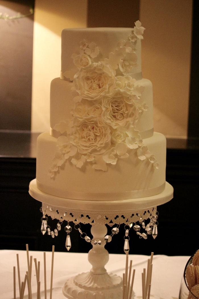 Cream flower wedding cake