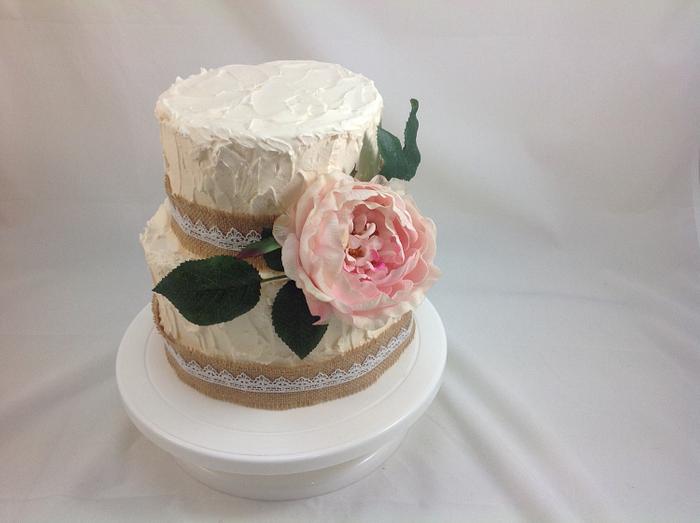 Ivory rustic wedding cake