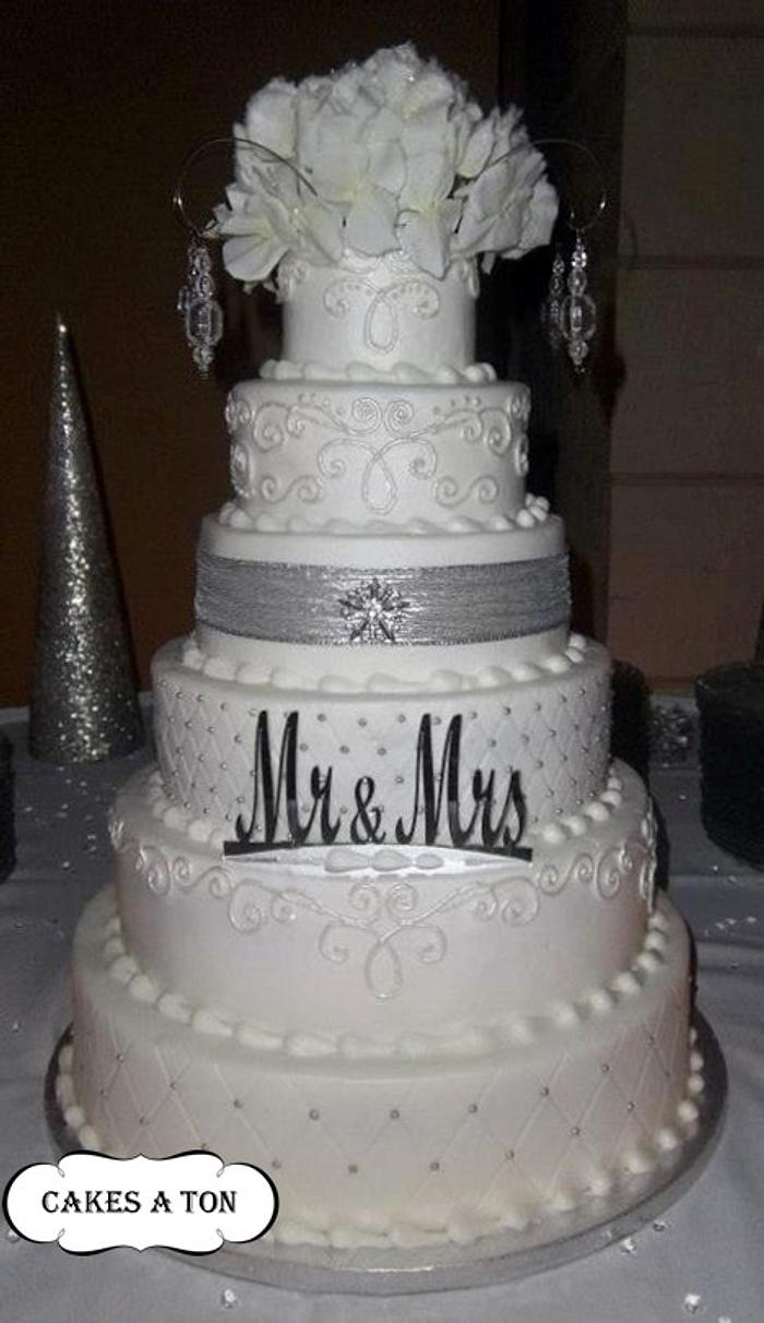 New Year's Eve Wedding Cake 
