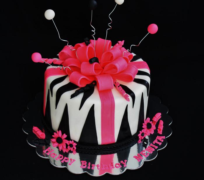 "Zebra Gift" Birthday Cake