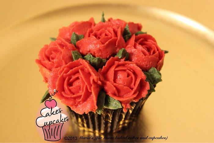 Mini rose cupcake